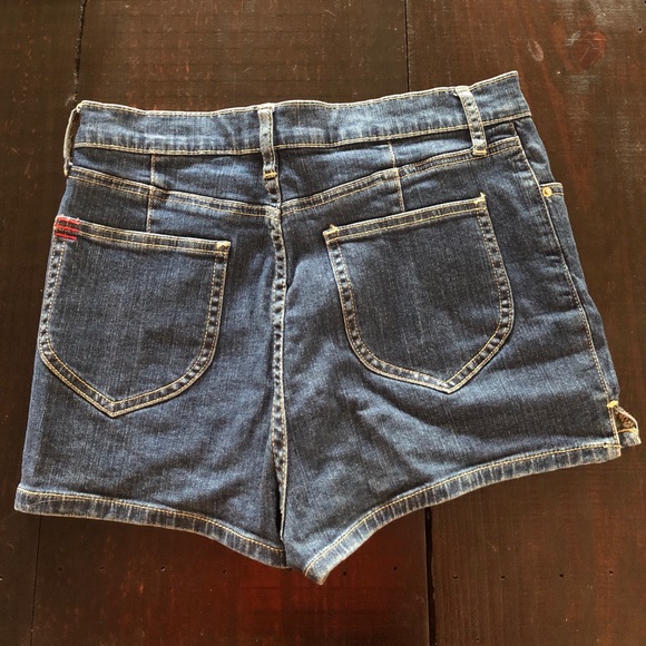 Bdg high waisted shorts - Picture 2 of 3
